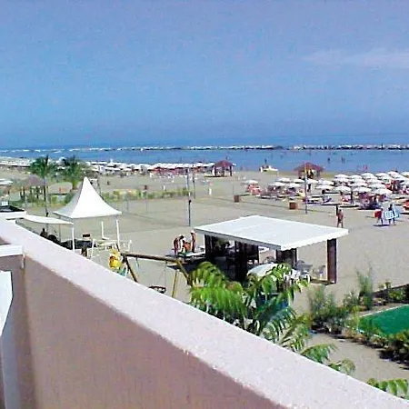 玛丽亚路易莎酒店 Viserba Di Rimini