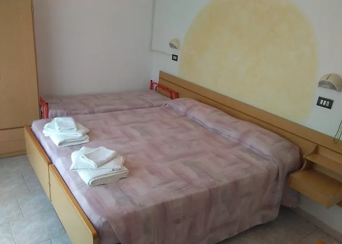 Hotel Maria Luisa 2*